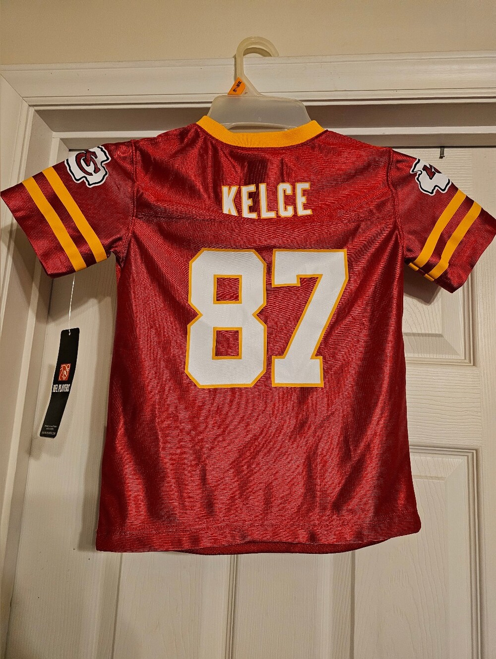 NWT Kansas City Chiefs Travis Kelce #87 Kids Jersey. Size:XS 4/5. - Picture 3 of 5